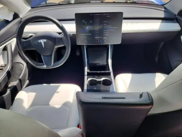 5YJ3E1EB4KF526764 2019 TESLA MODEL 3 - Image 8