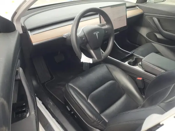 5YJ3E1EB4KF530328 2019 TESLA MODEL 3 - Image 8