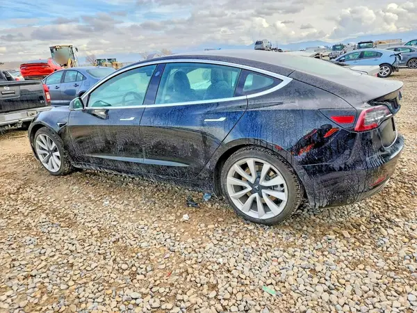 5YJ3E1EB4LF600492 2020 TESLA MODEL 3 - Image 2