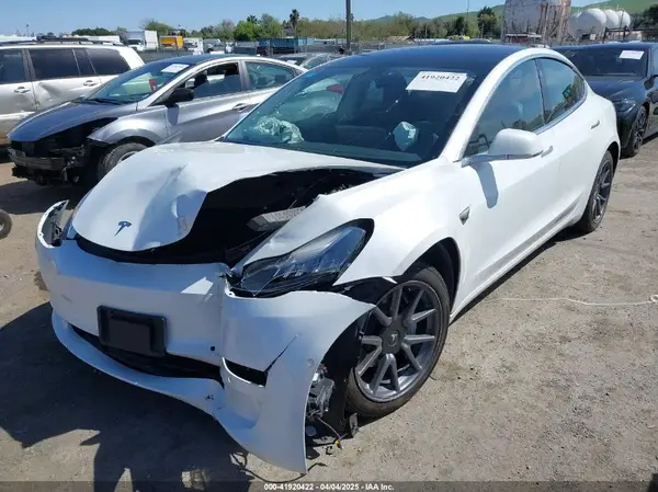 5YJ3E1EB4LF619754 2020 TESLA MODEL 3 - Image 2
