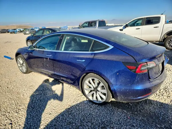 5YJ3E1EB4LF620676 2020 TESLA MODEL 3 - Image 2