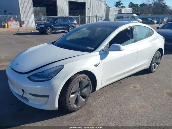 5YJ3E1EB4LF629037 2020 TESLA MODEL 3 - Image 2