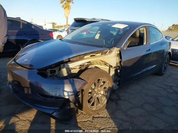 5YJ3E1EB4LF635291 2020 TESLA MODEL 3 - Image 2