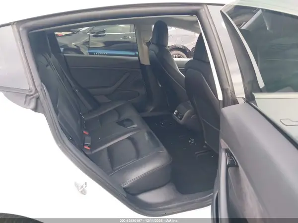 5YJ3E1EB4LF637414 2020 TESLA MODEL 3 - Image 8