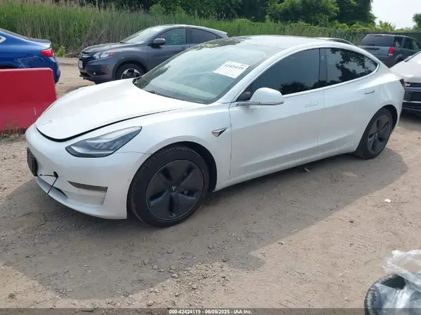 5YJ3E1EB4LF637770 2020 TESLA MODEL 3 - Image 2