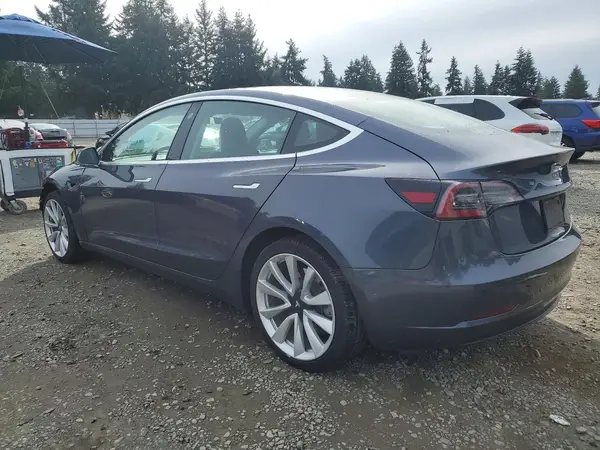 5YJ3E1EB4LF638160 2020 TESLA MODEL 3 - Image 2