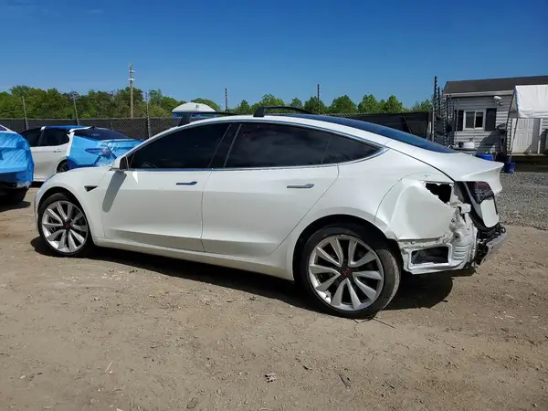 5YJ3E1EB4LF638773 2020 TESLA MODEL 3 - Image 2