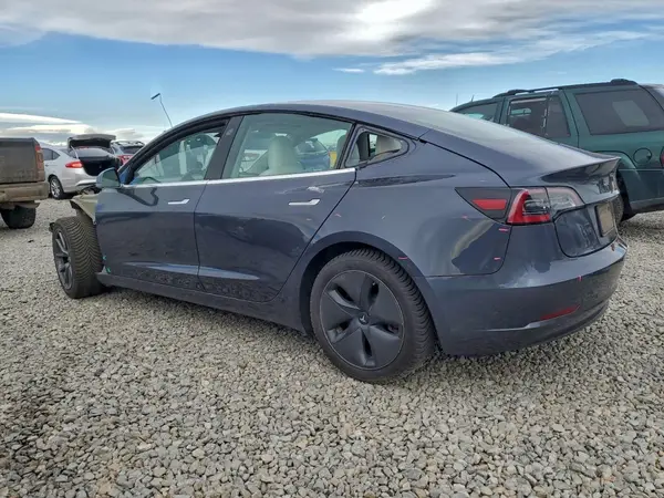 5YJ3E1EB4LF639082 2020 TESLA MODEL 3 - Image 2