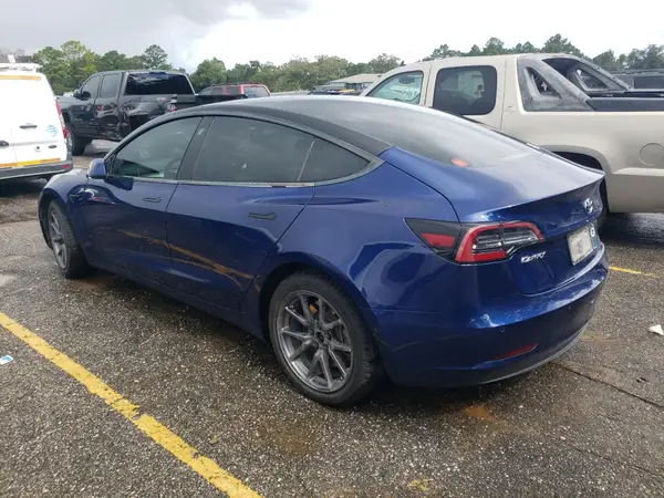 5YJ3E1EB4LF639440 2020 TESLA MODEL 3 - Image 2