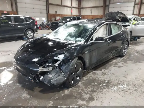 5YJ3E1EB4LF662863 2020 TESLA MODEL 3 - Image 2