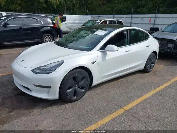5YJ3E1EB4LF665309 2020 TESLA MODEL 3 - Image 2