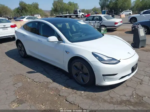 5YJ3E1EB4LF665861 2020 TESLA MODEL 3 - Image 1