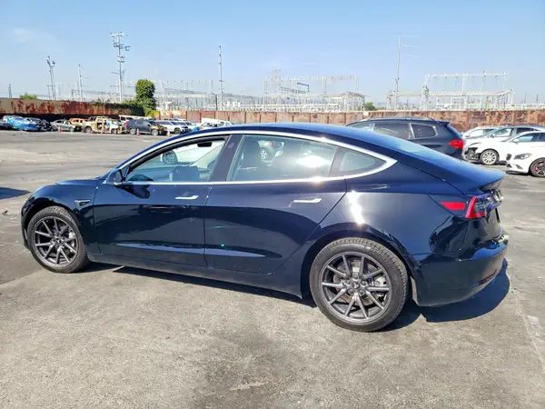 5YJ3E1EB4LF710474 2020 TESLA MODEL 3 - Image 2