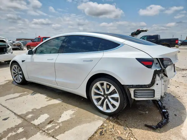 5YJ3E1EB4LF712323 2020 TESLA MODEL 3 - Image 2