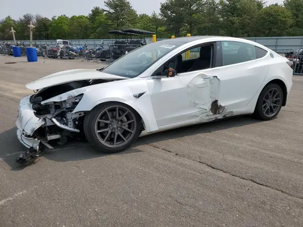5YJ3E1EB4LF744477 2020 TESLA MODEL 3 - Image 1