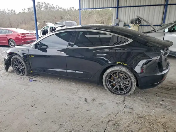 5YJ3E1EB4LF764082 2020 TESLA MODEL 3 - Image 2