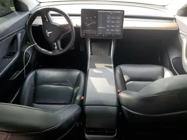 5YJ3E1EB4LF770285 2020 TESLA MODEL 3 - Image 8