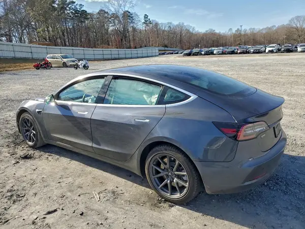 5YJ3E1EB4LF783182 2020 TESLA MODEL 3 - Image 2