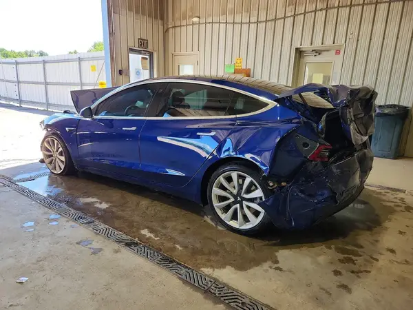 5YJ3E1EB4LF787488 2020 TESLA MODEL 3 - Image 2