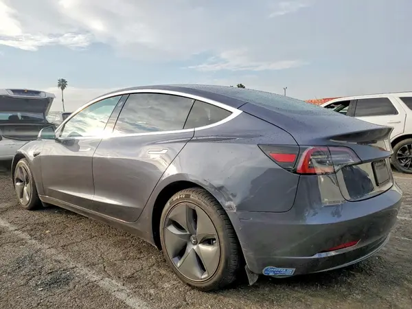5YJ3E1EB4LF790309 2020 TESLA MODEL 3 - Image 2