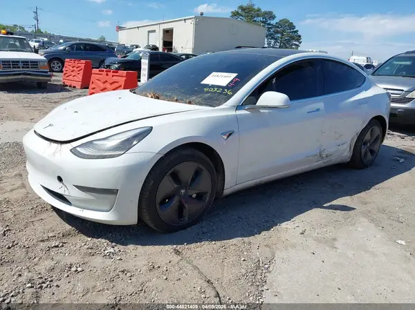 5YJ3E1EB4LF803236 2020 TESLA MODEL 3 - Image 2