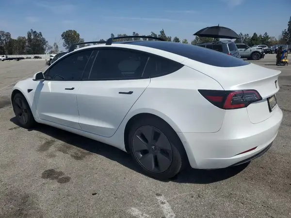 5YJ3E1EB4MF002906 2021 TESLA MODEL 3 - Image 2