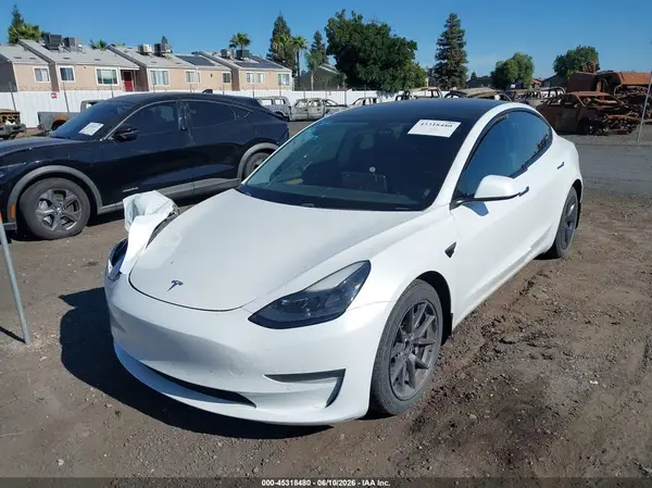 5YJ3E1EB4MF009208 2021 TESLA MODEL 3 - Image 2