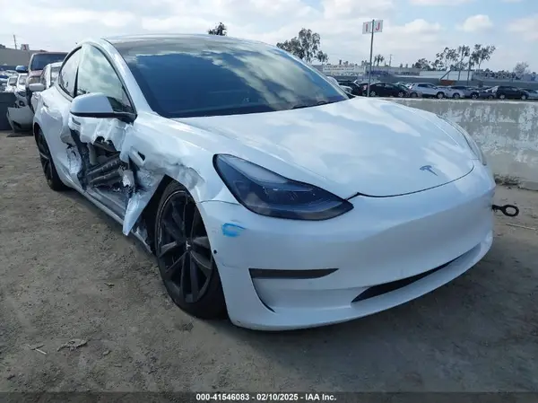 5YJ3E1EB4MF010097 2021 TESLA MODEL 3 - Image 1