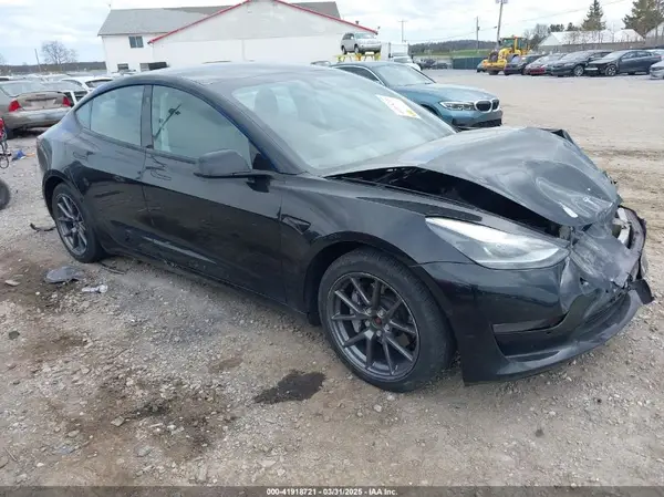 5YJ3E1EB4MF012822 2021 TESLA MODEL 3 - Image 1