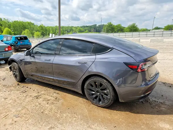 5YJ3E1EB4MF019396 2021 TESLA MODEL 3 - Image 2
