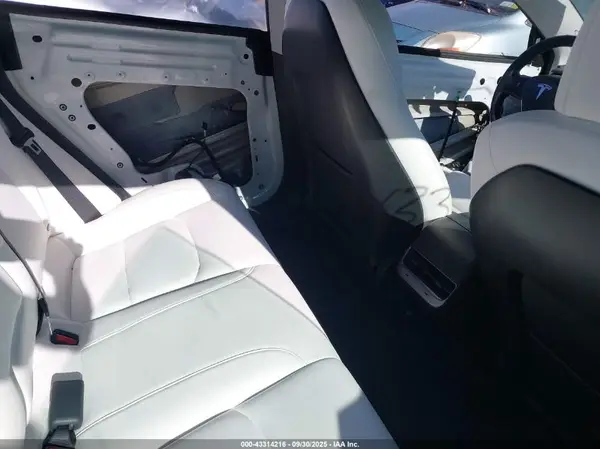 5YJ3E1EB4MF020094 2021 TESLA MODEL 3 - Image 8