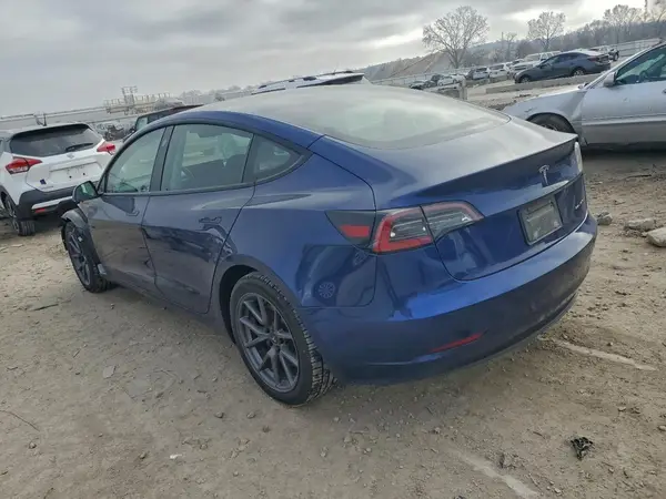 5YJ3E1EB4MF032827 2021 TESLA MODEL 3 - Image 2
