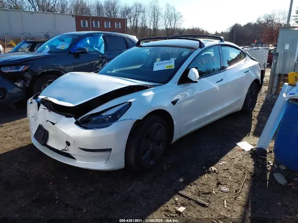 5YJ3E1EB4MF037087 2021 TESLA MODEL 3 - Image 2