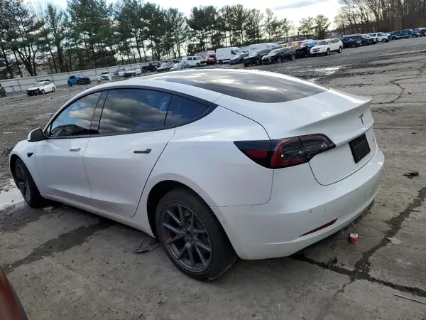 5YJ3E1EB4MF046789 2021 TESLA MODEL 3 - Image 2