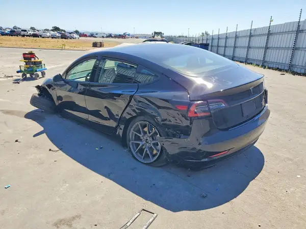 5YJ3E1EB4MF054570 2021 TESLA MODEL 3 - Image 2