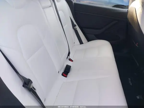 5YJ3E1EB4MF054990 2021 TESLA MODEL 3 - Image 8
