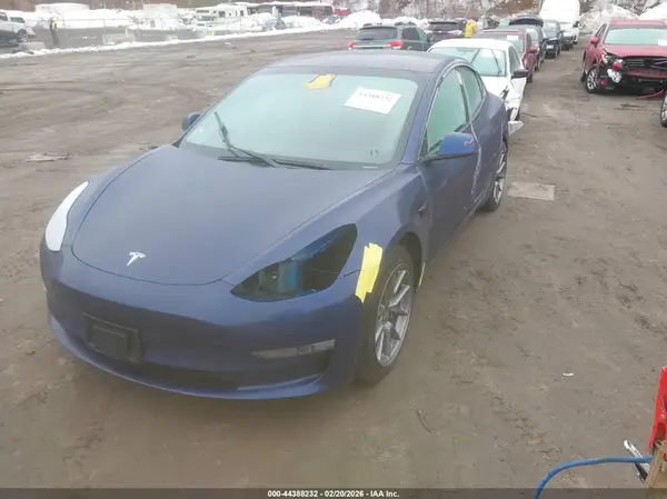5YJ3E1EB4MF056237 2021 TESLA MODEL 3 - Image 2