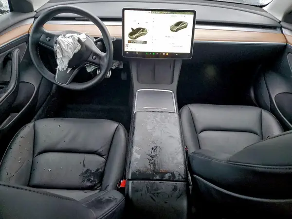 5YJ3E1EB4MF062510 2021 TESLA MODEL 3 - Image 8