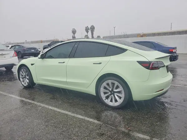 5YJ3E1EB4MF065357 2021 TESLA MODEL 3 - Image 2