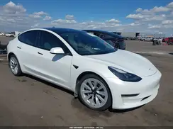 5YJ3E1EB4MF066976 2021 TESLA MODEL 3