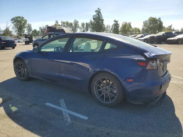 5YJ3E1EB4MF073409 2021 TESLA MODEL 3 - Image 2