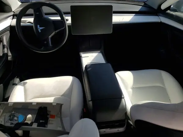 5YJ3E1EB4MF073409 2021 TESLA MODEL 3 - Image 8