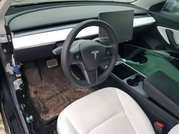 5YJ3E1EB4MF847898 2021 TESLA MODEL 3 - Image 8
