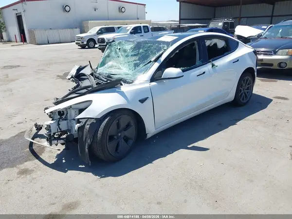 5YJ3E1EB4MF849585 2021 TESLA MODEL 3 - Image 2