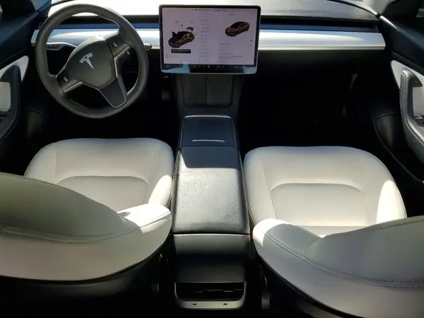 5YJ3E1EB4MF852745 2021 TESLA MODEL 3 - Image 8