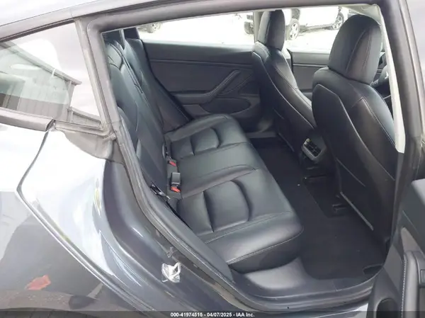 5YJ3E1EB4MF855581 2021 TESLA MODEL 3 - Image 8