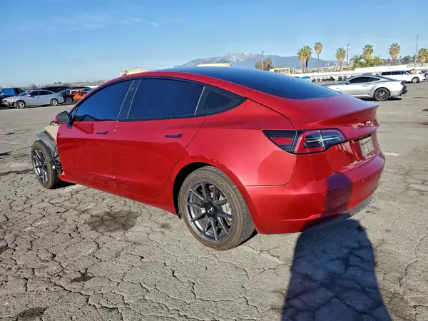 5YJ3E1EB4MF869240 2021 TESLA MODEL 3 - Image 2
