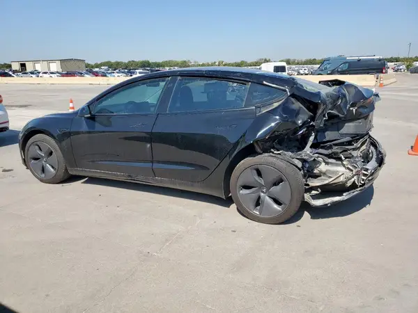 5YJ3E1EB4MF919036 2021 TESLA MODEL 3 - Image 2