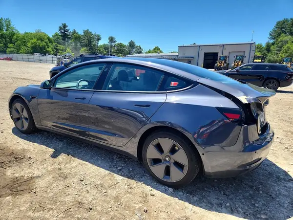 5YJ3E1EB4MF923720 2021 TESLA MODEL 3 - Image 2