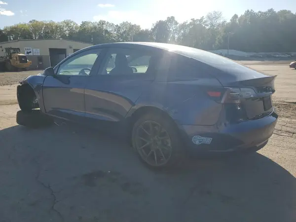 5YJ3E1EB4MF939030 2021 TESLA MODEL 3 - Image 2